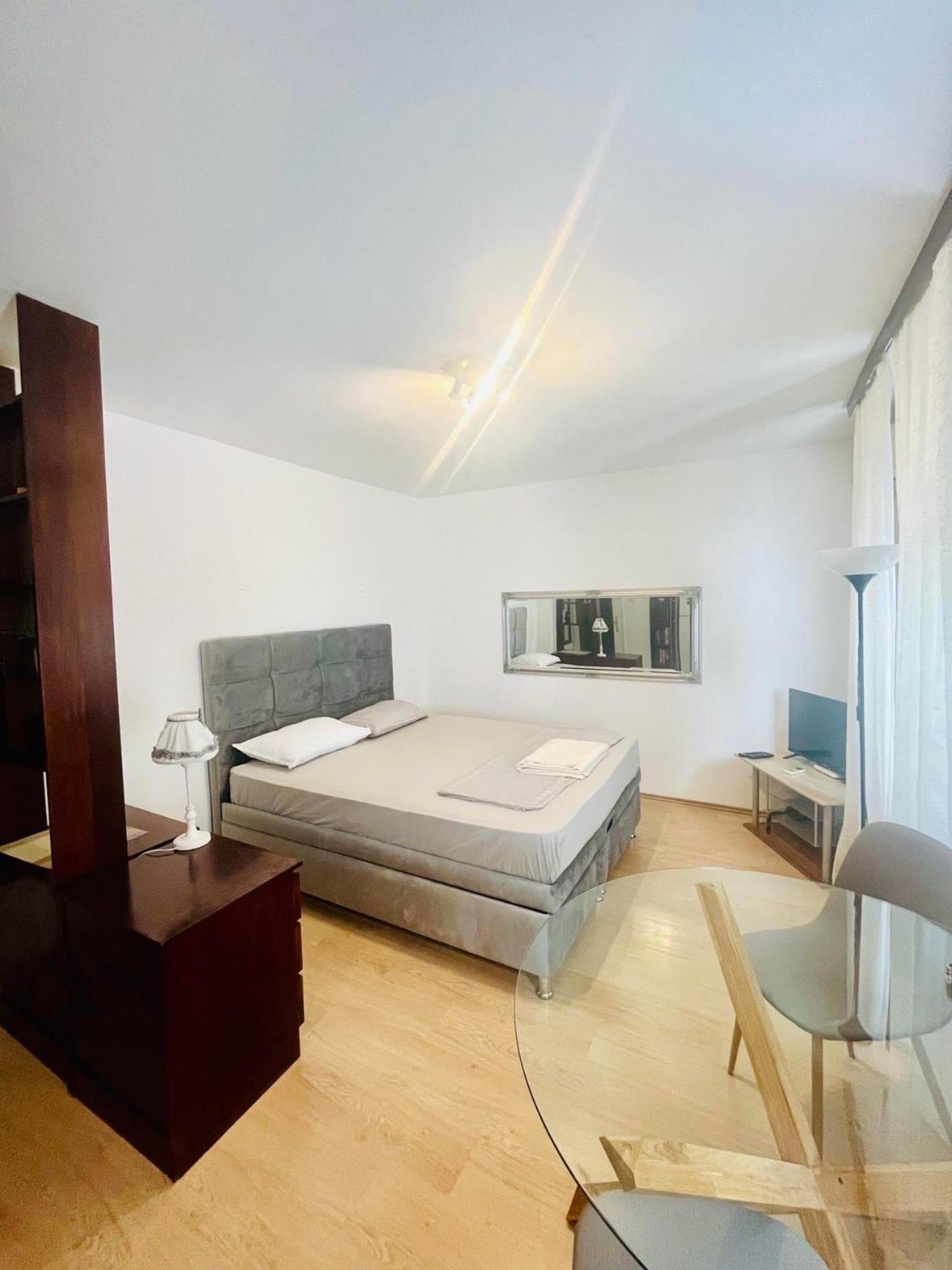 Appartement Dorcol Hideaway à Belgrade Extérieur photo